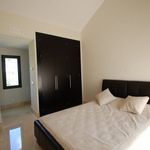 Alquilo 6 dormitorio casa de 600 m² en Estepona