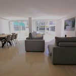 Rent 10 bedroom house of 210 m² in Marbella