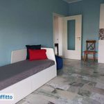 Rent 4 bedroom apartment of 71 m² in Milan