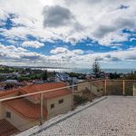 Rent 7 bedroom house of 285 m² in Caxias