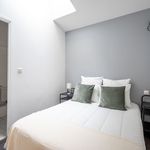 Rent 3 bedroom apartment of 21 m² in Paris