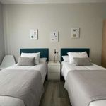 Rent a room of 110 m² in Vigo