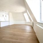 Rent 3 bedroom apartment of 144 m² in ixelles