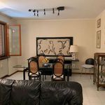 Rent 5 bedroom house of 100 m² in Forte dei Marmi