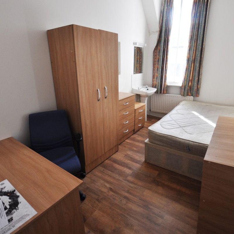 5 Bedroom Apartment Newcastle upon Tyne