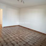 Rent 3 bedroom apartment of 80 m² in Sarrance