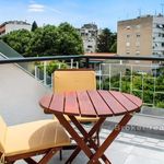 Rent 4 bedroom apartment of 126 m² in Split