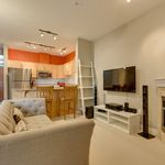 Appartement de 1065 m² avec 2 chambre(s) en location à Edmonton
