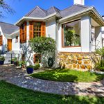 Rent 6 bedroom apartment of 1904 m² in Cape Town