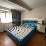 Affitto 5 camera appartamento di 100 m² in Lucca