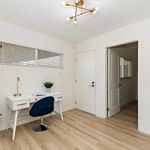 Rent 3 bedroom apartment of 145 m² in Palm Desert