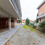 Rent 3 bedroom apartment of 62 m² in Modena