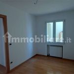 Rent 3 bedroom apartment of 90 m² in Venezia