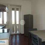 Affitto 4 camera appartamento di 80 m² in Torino