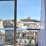 Rent 1 bedroom apartment of 77 m² in Marseille