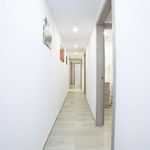 Rent a room of 185 m² in Calaf