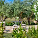 Rent 1 bedroom apartment of 65 m² in Lourmarin
