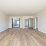 Rent 4 bedroom apartment of 176 m² in Lisboa