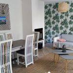 Rent 4 bedroom house of 80 m² in Saint-Morillon