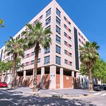 Rent 2 bedroom apartment of 86 m² in Valencia