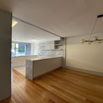 Rent 4 bedroom house of 300 m² in Porto