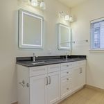 Rent 1 bedroom apartment of 1500 m² in Evanston
