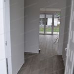 Rent 4 bedroom house of 117 m² in Göd