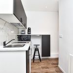 Rent 1 bedroom apartment of 301 m² in Saint-Denis