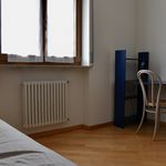 Rent 3 bedroom apartment of 100 m² in Novaledo