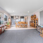 Rent 4 bedroom house in Drysdale - Clifton Springs