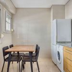 Rent 3 bedroom apartment of 121 m² in Lisboa