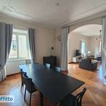 Affitto 5 camera appartamento di 212 m² in Torino