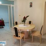 Affitto 1 camera appartamento di 55 m² in Napoli