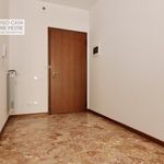 Rent 3 bedroom apartment of 122 m² in Treviso