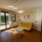 Rent 3 bedroom apartment of 75 m² in Pedara