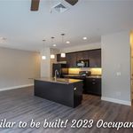 Rent 2 bedroom apartment of 1017 m² in East Hampton