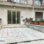 Affitto 4 camera appartamento di 160 m² in Palermo