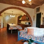 Rent 6 bedroom house of 400 m² in Chianni
