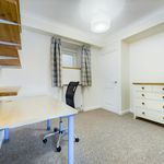 Rent 2 bedroom apartment in Swansea