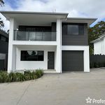 Rent 3 bedroom house of 210 m² in Nowra - Bomaderry