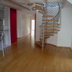 Rent 8 bedroom house of 242 m² in Pommersfelden