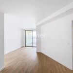Rent 5 bedroom apartment of 108 m² in Suresnes