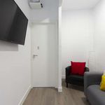 Rent a room of 90 m² in Madrid