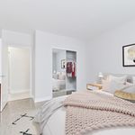 Appartement de 710 m² avec 2 chambre(s) en location à Toronto