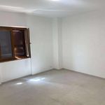 Rent 5 bedroom house of 250 m² in Roma
