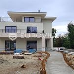 Rent 5 bedroom house of 600 m² in Zagreb