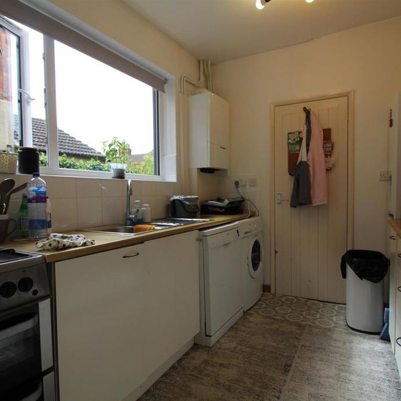 2 bedroom terraced house to rent New Bradwell