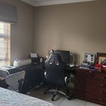 Rent 2 bedroom apartment of 150 m² in City of Tshwane