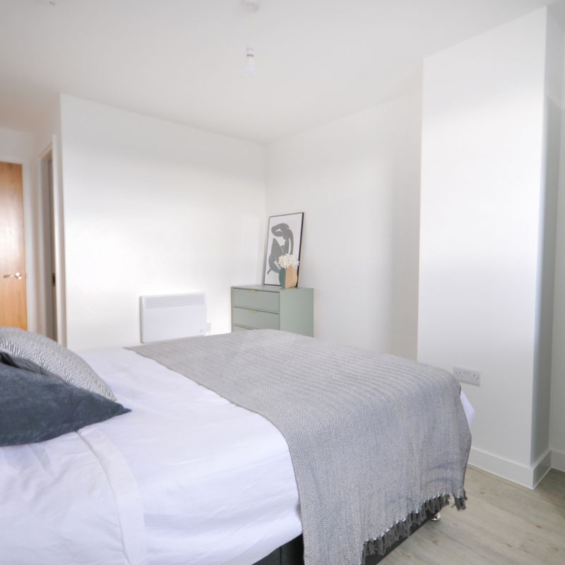 2 Bedroom Apartment – Northill Apartments, Salford Quays Wharfside