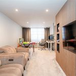 Rent 5 bedroom house of 323 m² in London